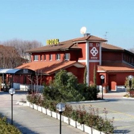 Hotel Daniel Basiano Ngoại thất bức ảnh
